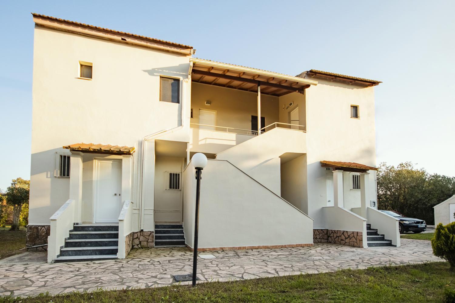 Parakladi Seaside Retreat Apartment Lefkimmi  Ngoại thất bức ảnh